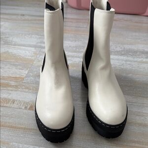 MIA Cream and Black Ankle Boots EUC